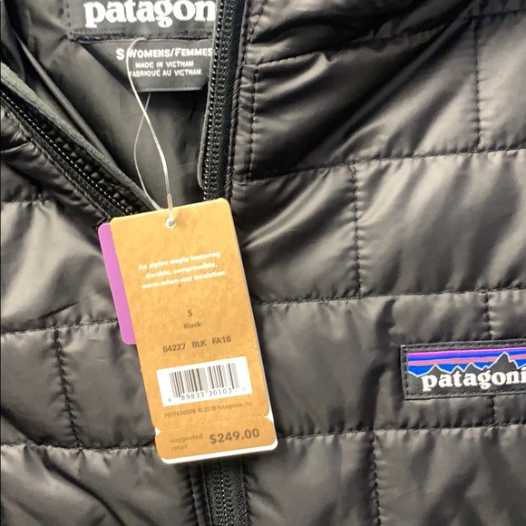 Patagonia Women’s Nano Puff Hoody - Picture 6 of 8